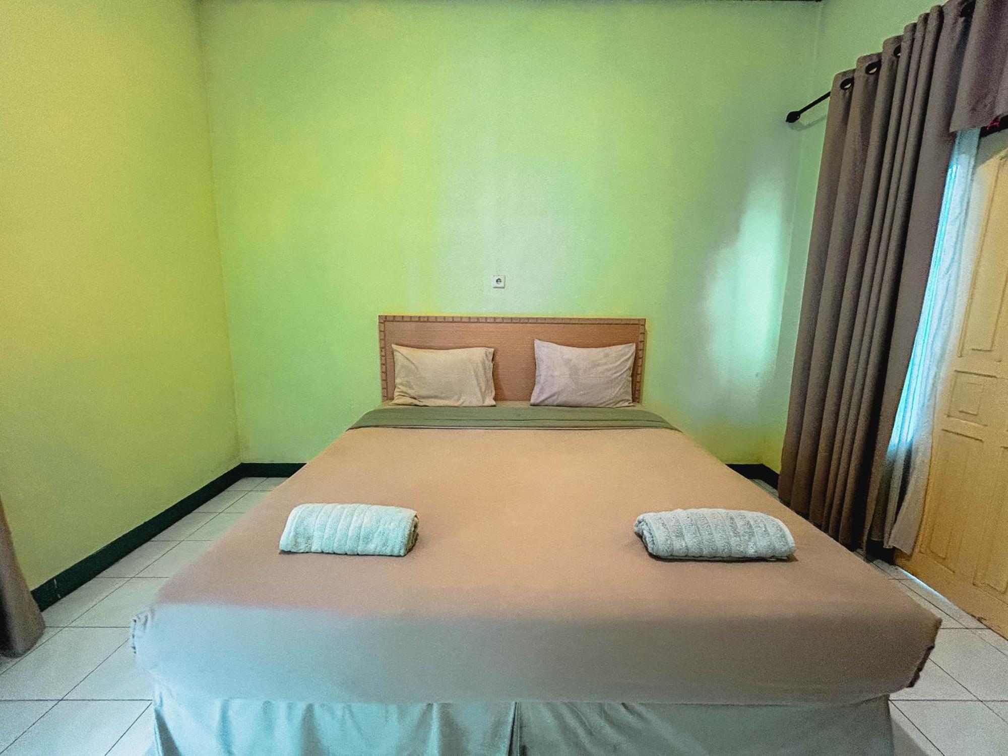 Lembah Rinjani Villa & Resto Syariah By Ecommerceloka Сембалун Лаванг Экстерьер фото